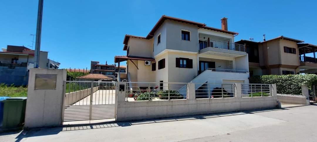 Milias Apartment'S Ιερισσός Εξωτερικό φωτογραφία